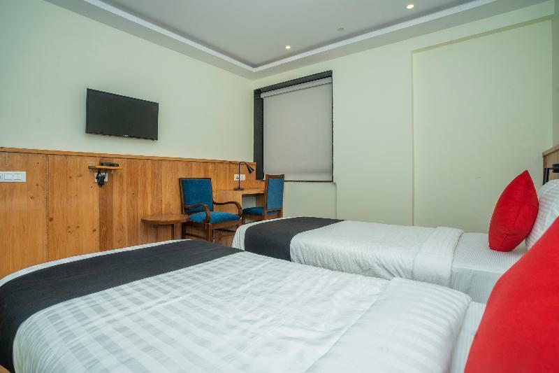 Hotel Super Townhouse Hsr Formerly La Prosperite Bangalore