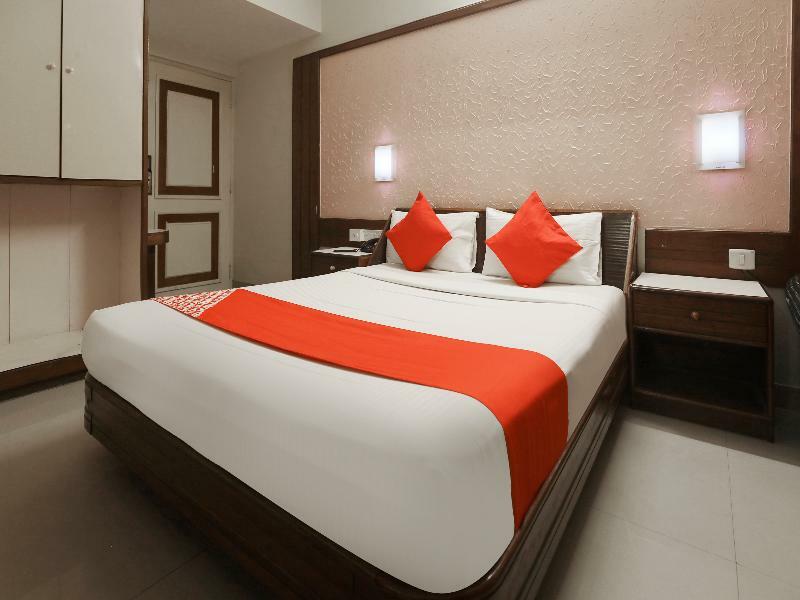 Maya International, Church Street 3*