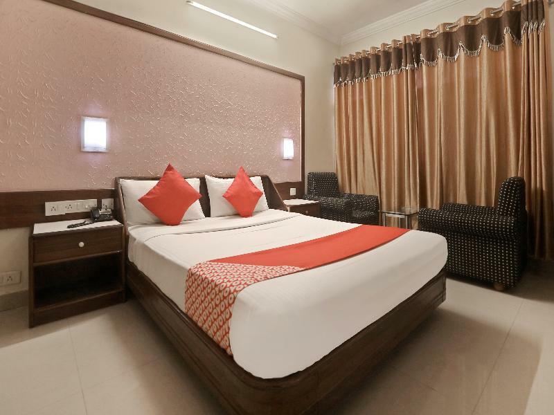 Hotel Maya International, Church Street