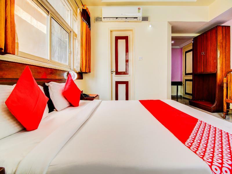Maya International, Church Street Hotel 3*