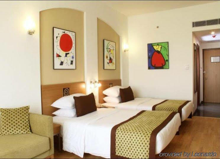 Lemon Tree Electronics Hotel