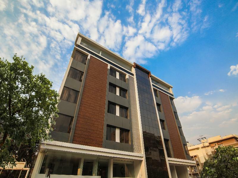 Super Grand Collection O Near Sarjapur Road Near 7d Voyage Hotel