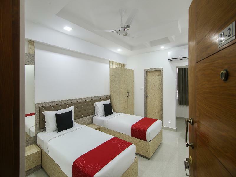 Hotel Super Grand Collection O Near Sarjapur Road Near 7d Voyage 4*