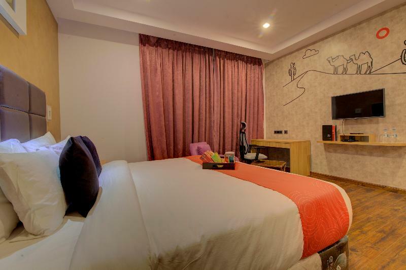 Collection O 30018 Ramee Electronic Hotel 3*