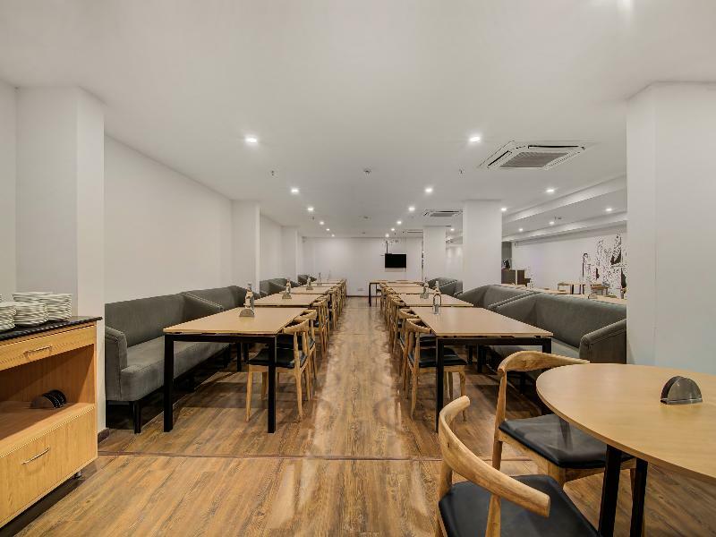 Hotel Oyo Townhouse 071 Brookfield 3*