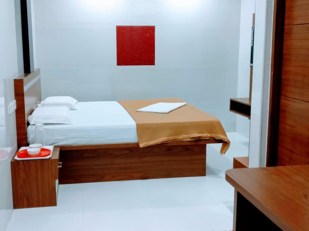 Sharada Economy hotel Bangalore