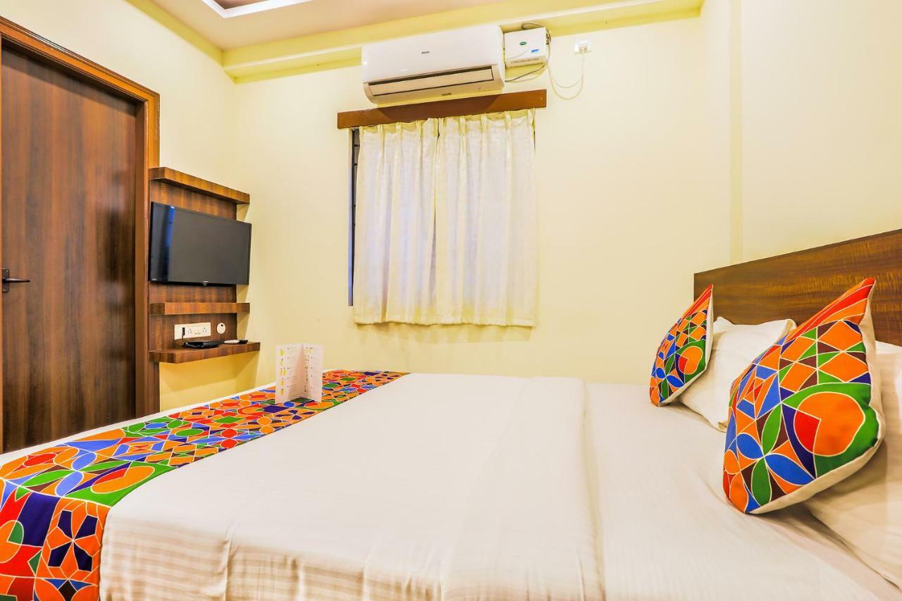 Fabhotel Royal Wood Hotel