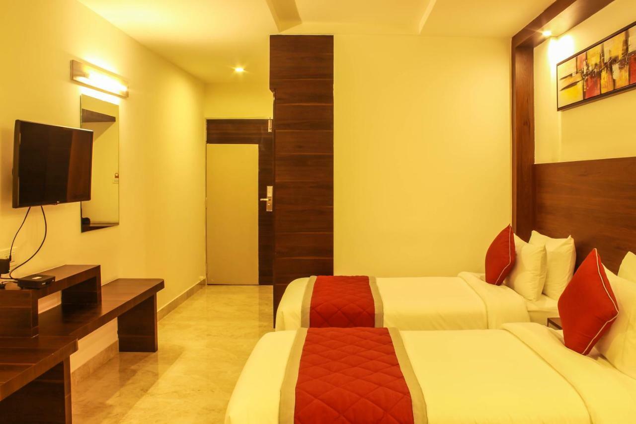 Hotel Rest Skr A Petrichor