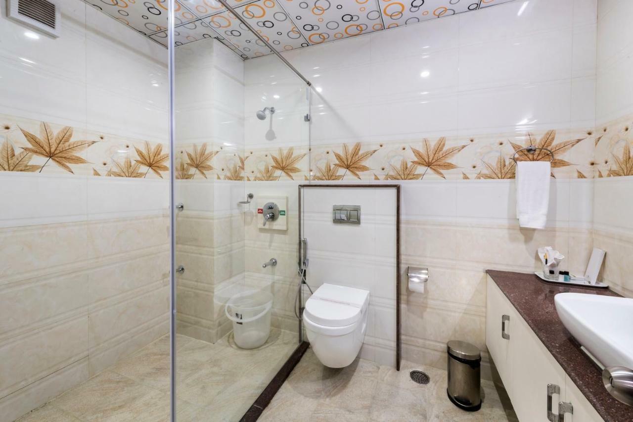 T S Royal Grand Hotel-bommasandra -hosur Road Bangalore