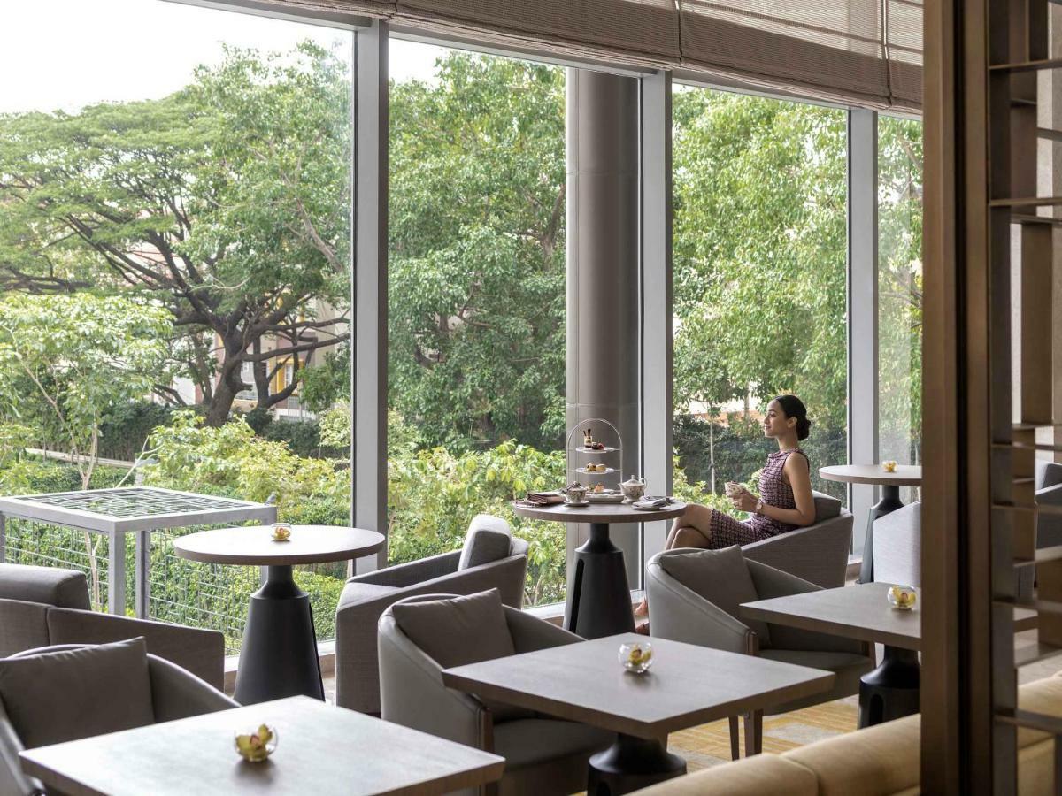 Hotel Four Seasons At Embassy One 5*