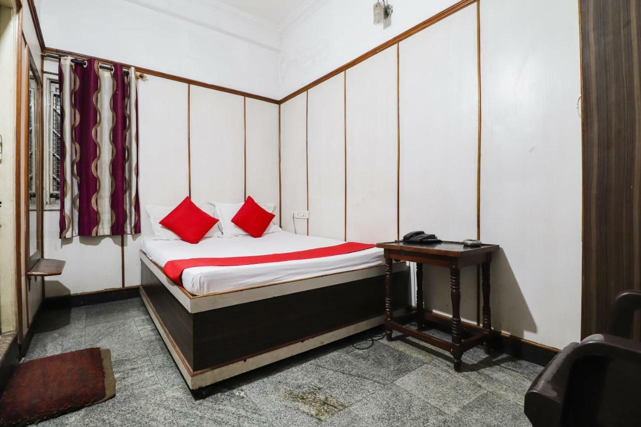 Spot On 49355 Hk Residency 3*
