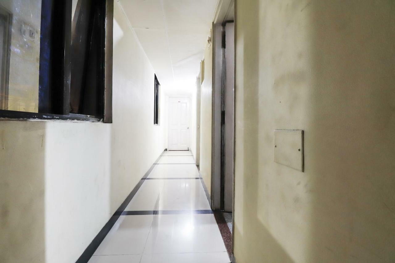Hotel Spot On 49355 Hk Residency