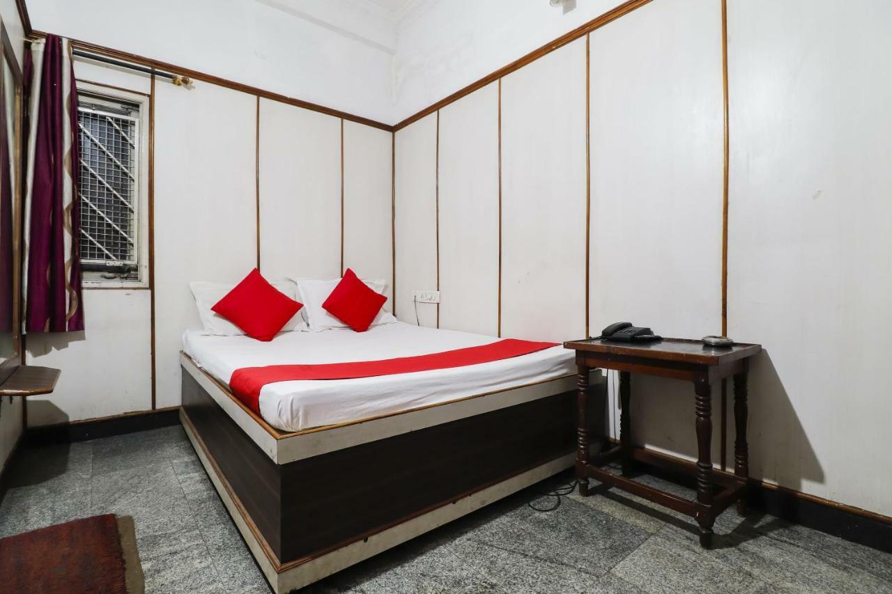 Hotel Spot On 49355 Hk Residency 3*