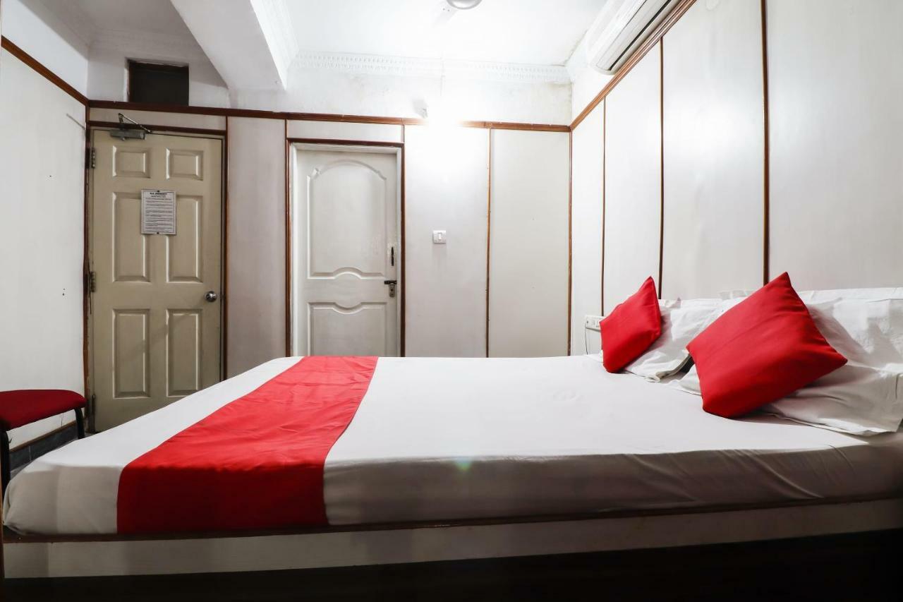 Hotel Spot On 49355 Hk Residency