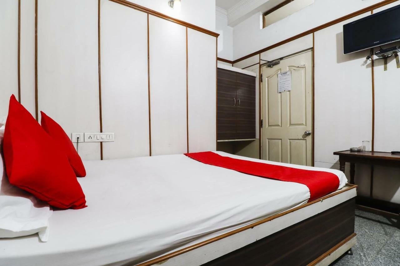 Spot On 49355 Hk Residency