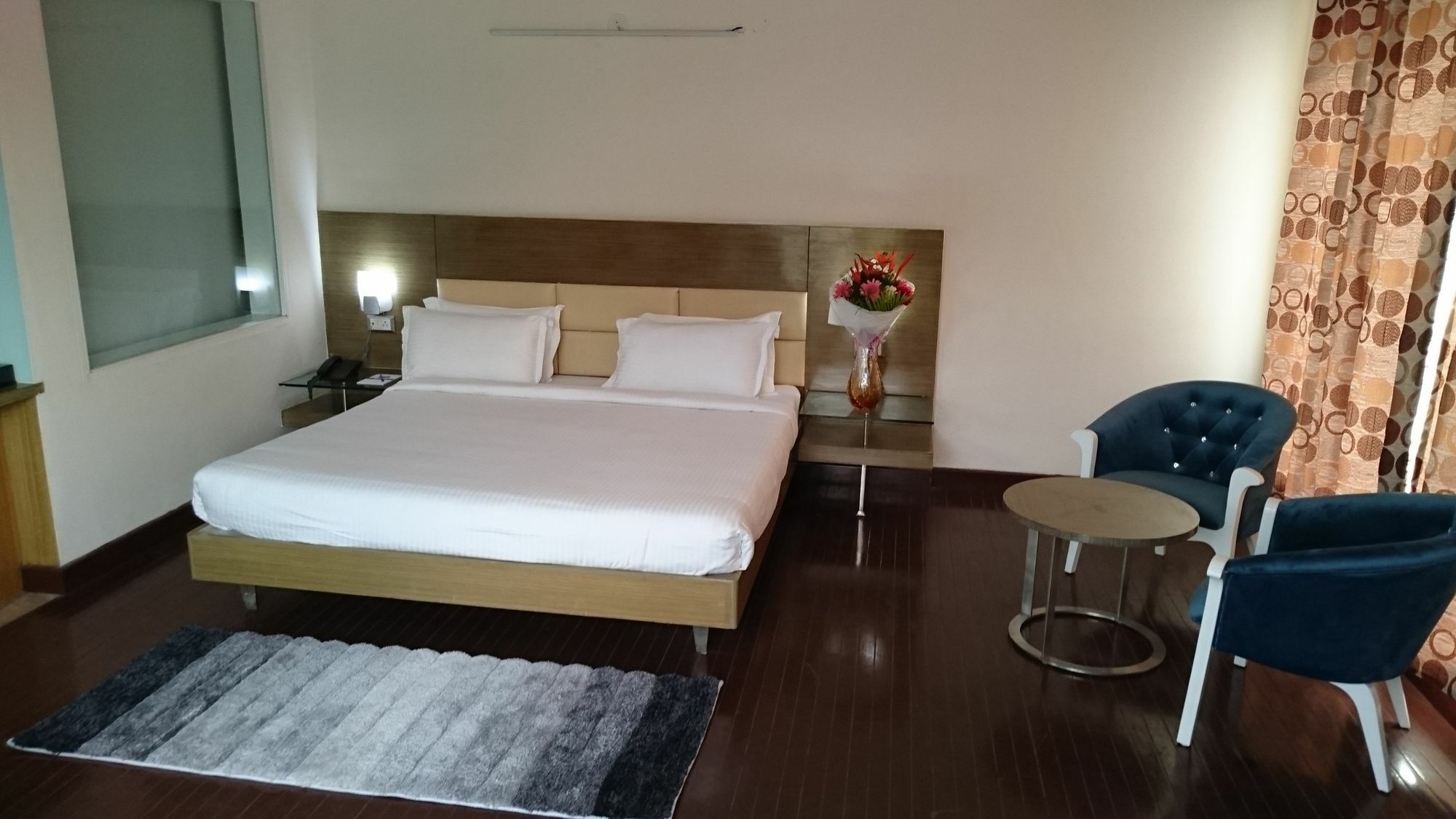Hotel Rosewood International