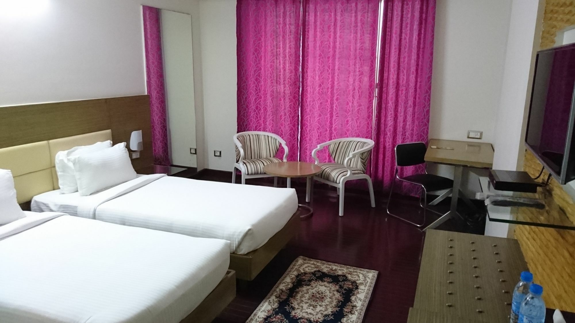 Rosewood International 3* Bangalore