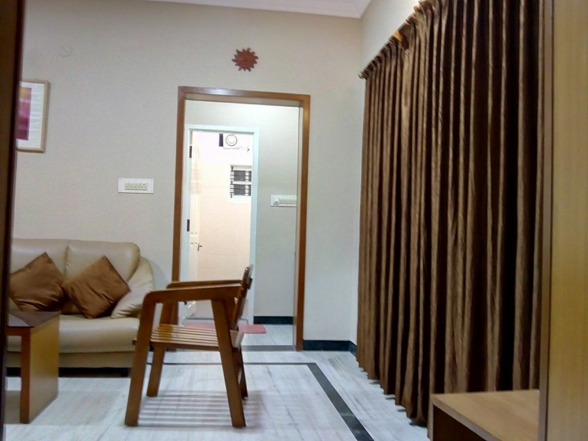 Om Residency 3*