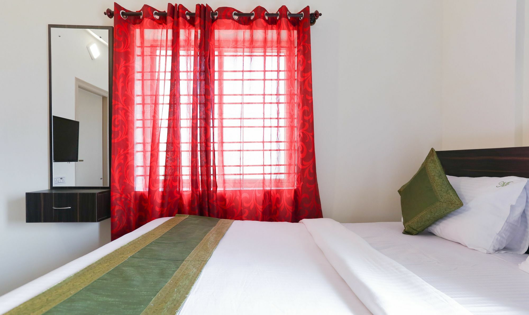 Hotel Oyo 14272 Manyata Palace Bangalore