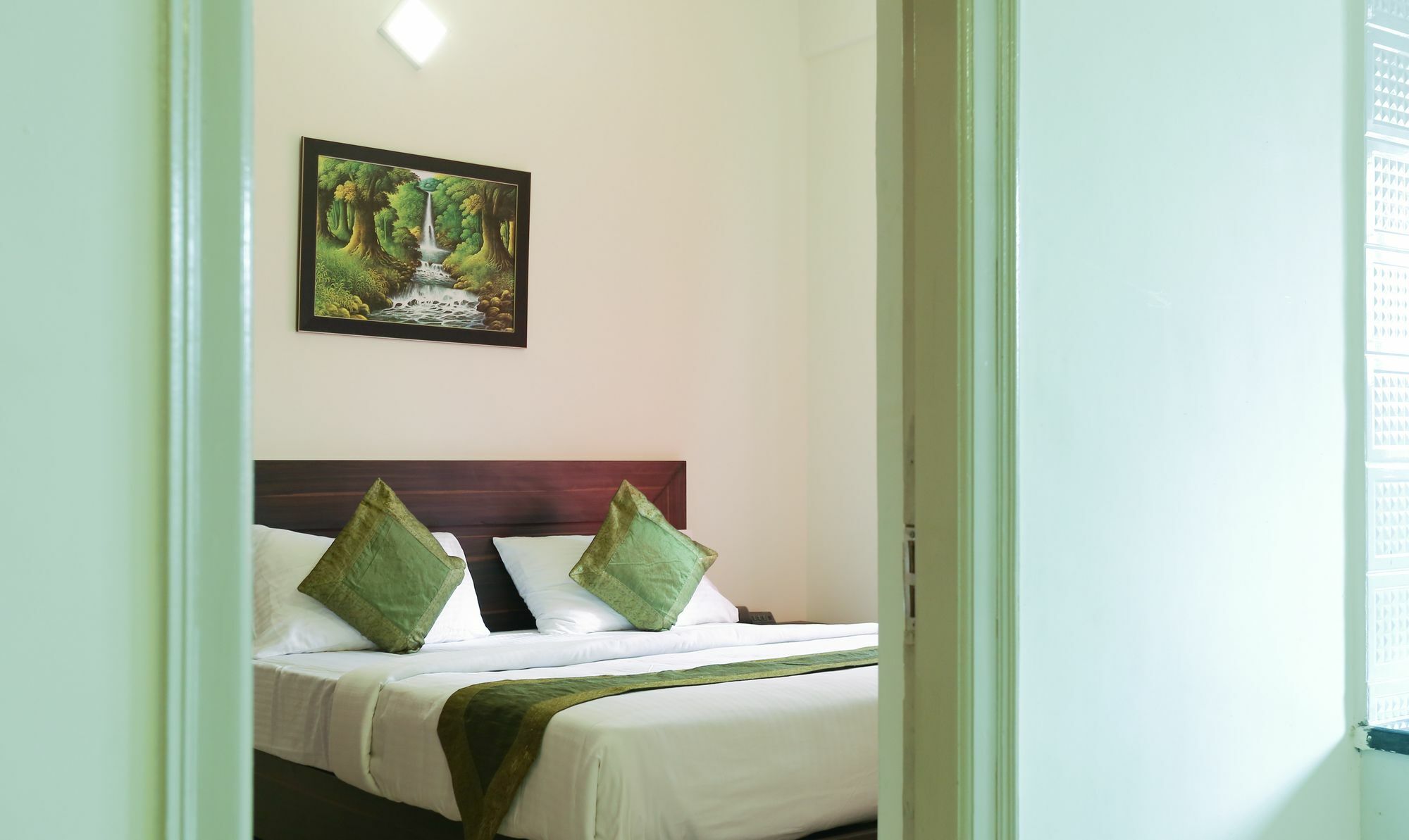 Oyo 14272 Manyata Palace 3* Bangalore
