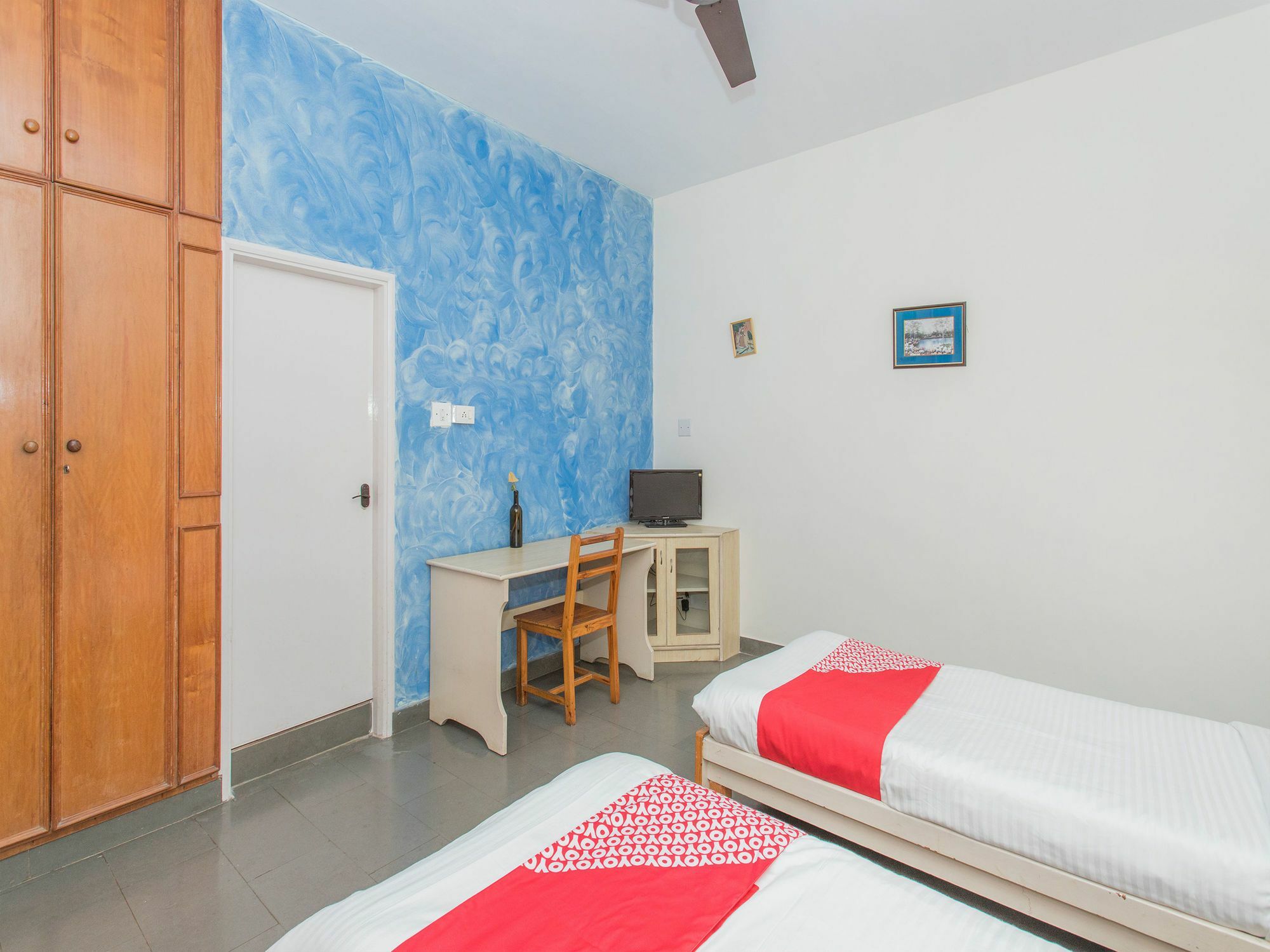 Oyo 761 Hermitage Hotel
