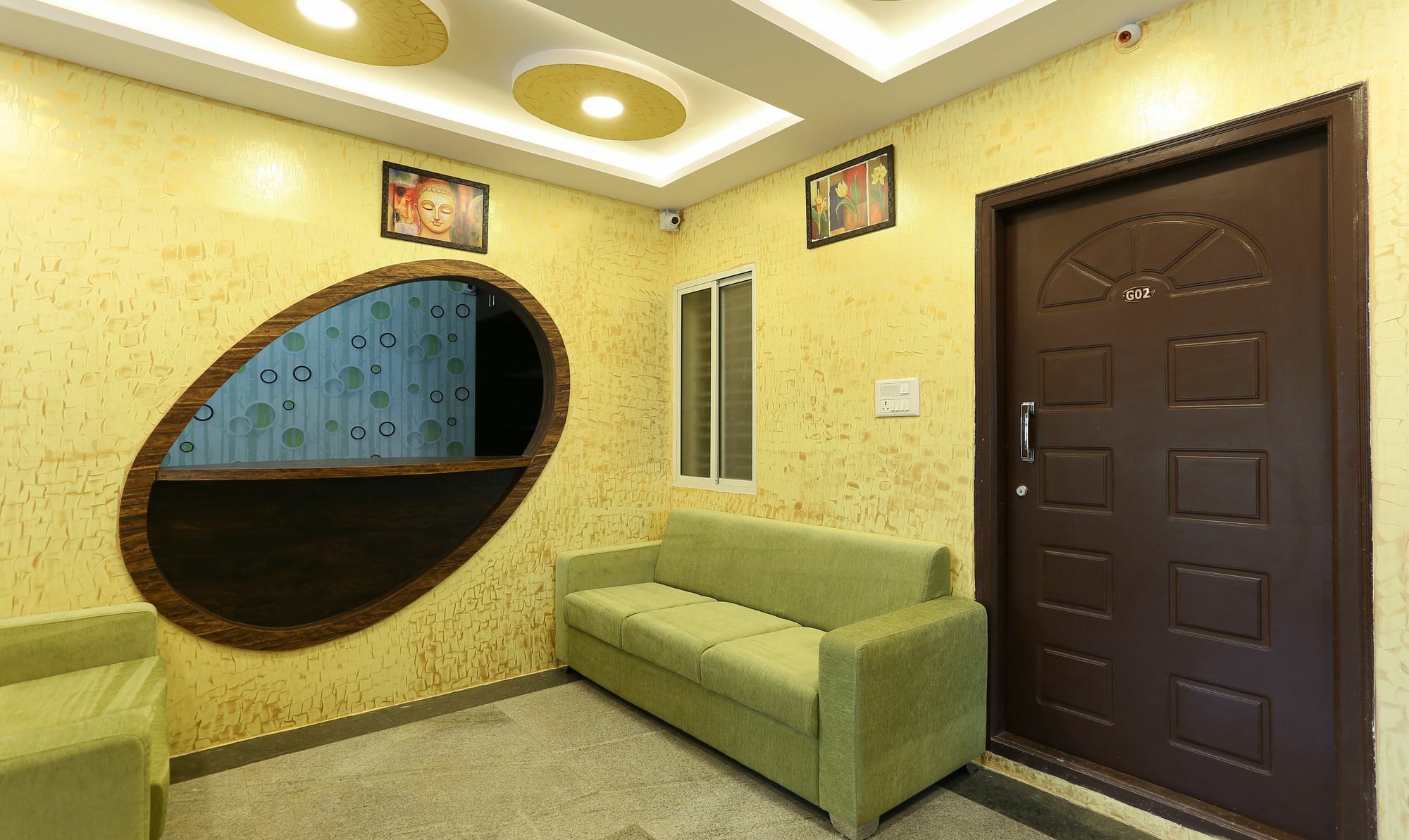 Hotel Oyo 14272 Manyata Palace Bangalore
