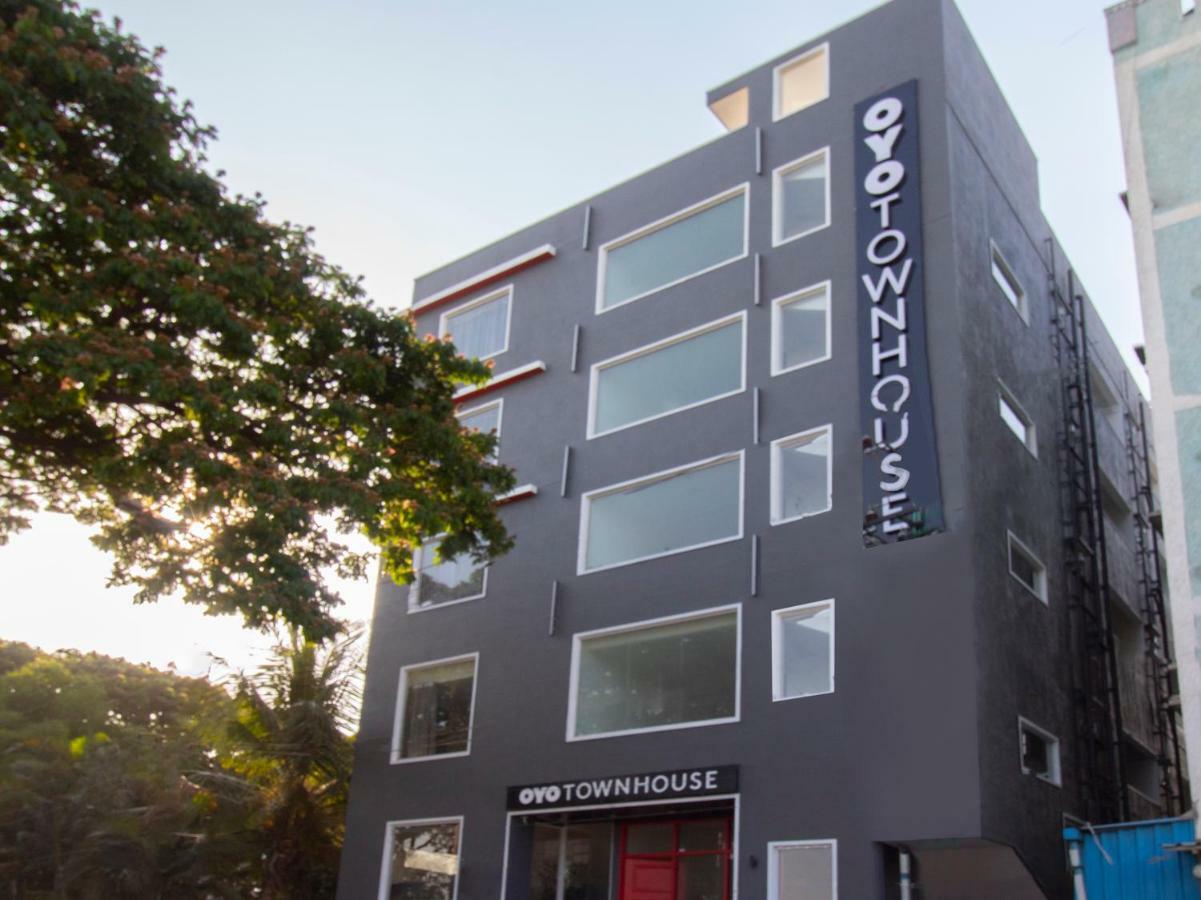 Hotel Townhouse Ramamurthy Nagar Near Baiyappanahalli Metro Station Bangalore