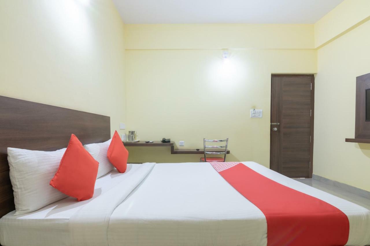 Champion Palace Hotel 3*