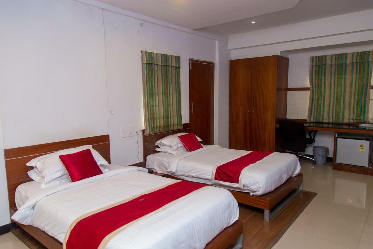 Orel Hotel 3*