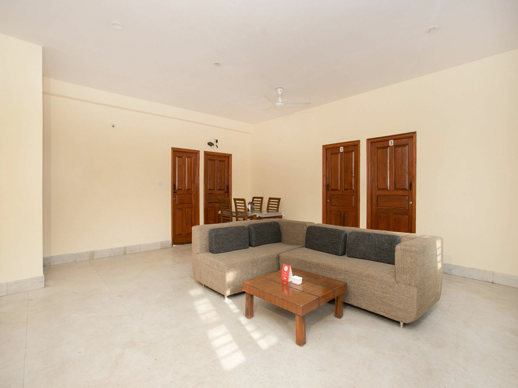 Hotel Oyo 10473 Basavanagudi 3*