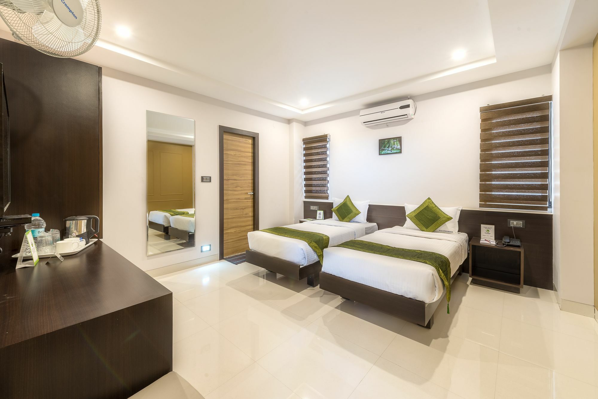 Hotel Treebo Raj Premier, Indiranagar Bangalore