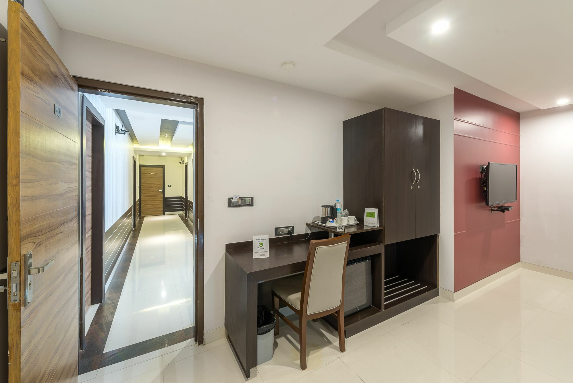 Treebo Raj Premier, Indiranagar Hotel