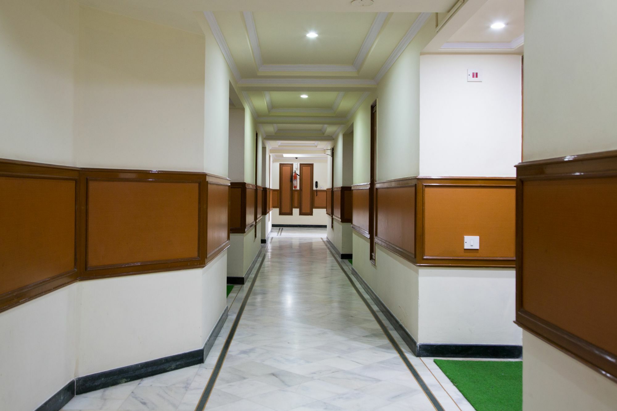 Oyo Majestic 2 Hotel 3*
