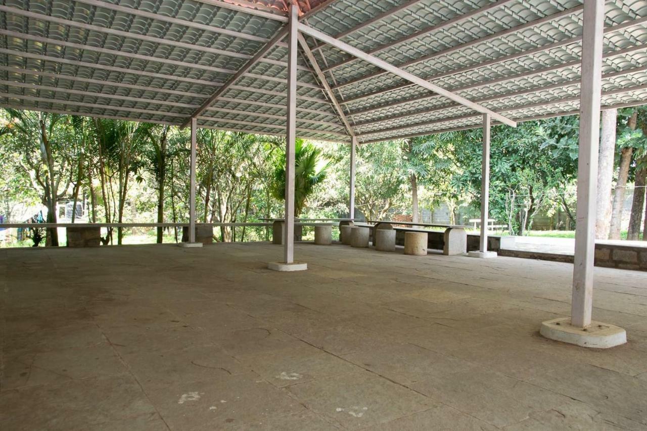 Far Trek 002 Farmhouse Close To Holiday home Bangalore