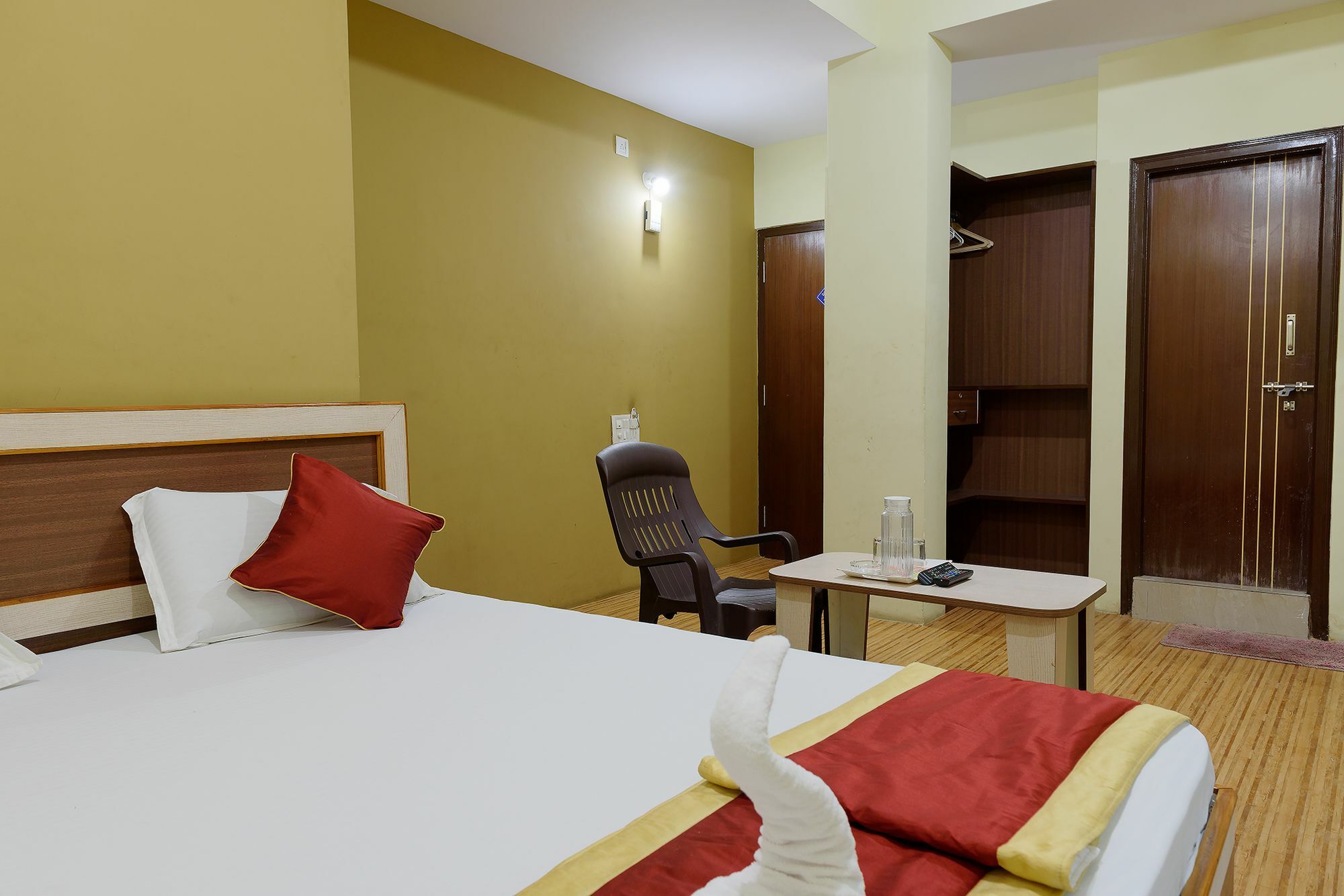 Hotel Oyo Flagship Alankar Residency Bangalore