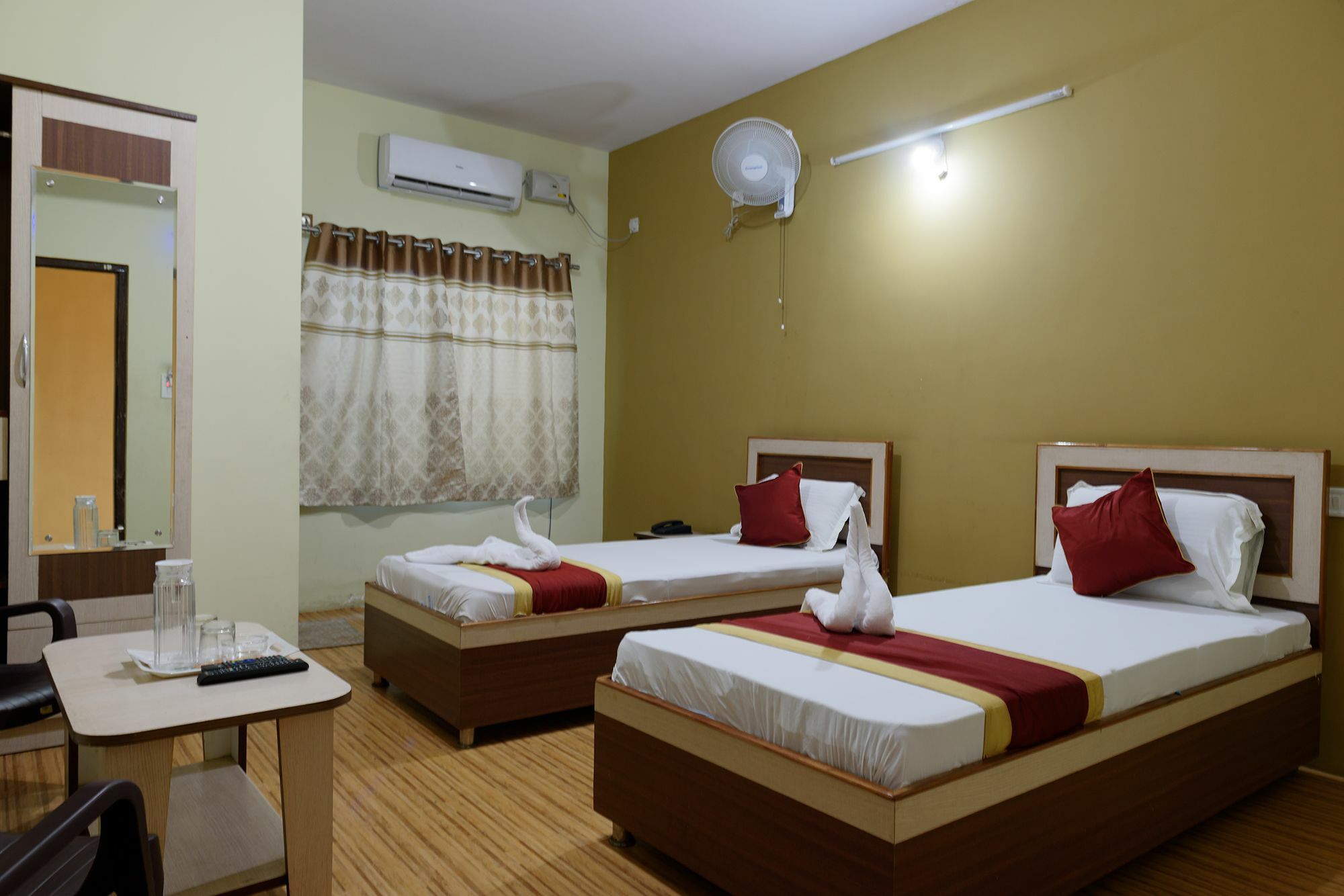 Hotel Oyo Flagship Alankar Residency
