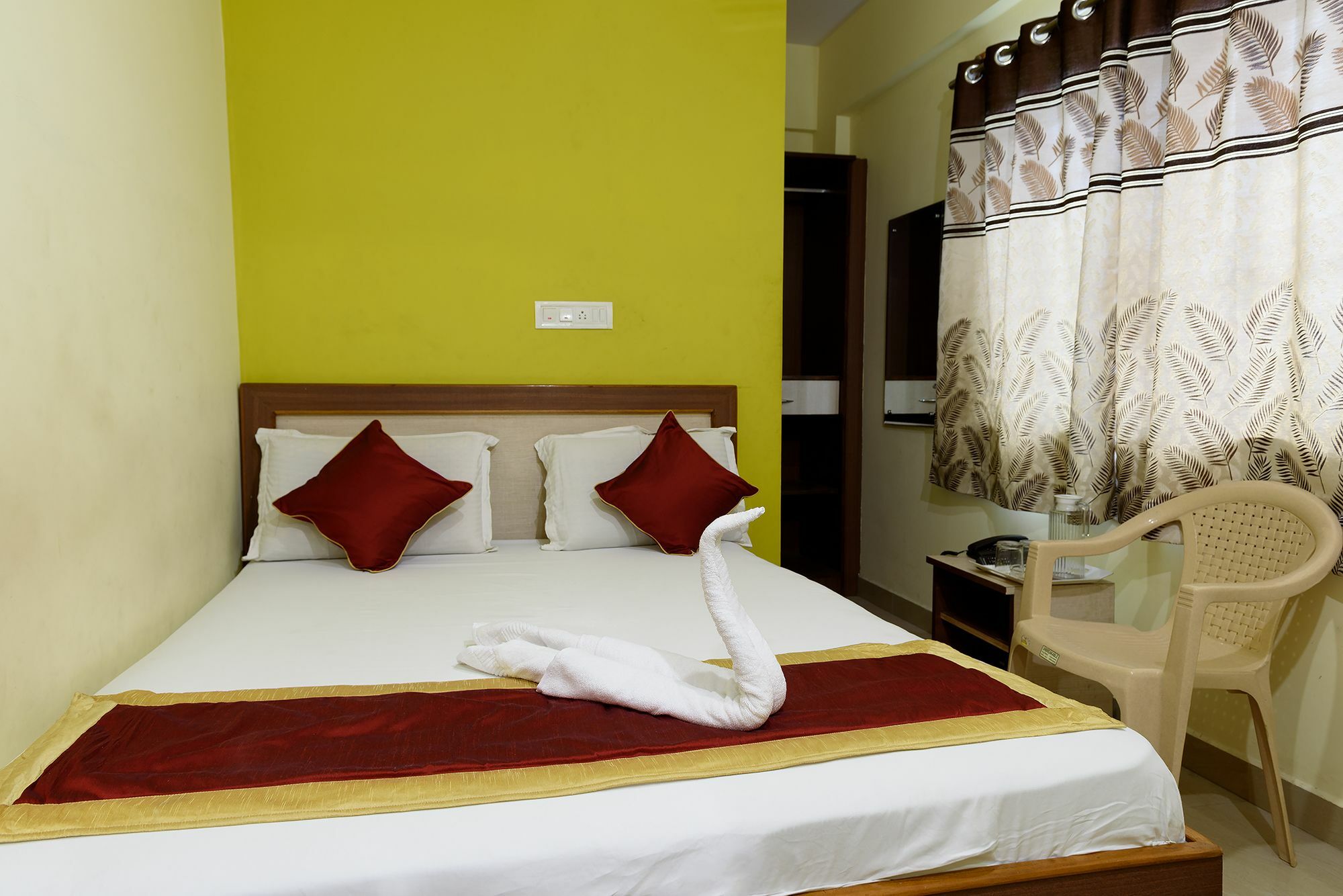 Oyo Flagship Alankar Residency Bangalore