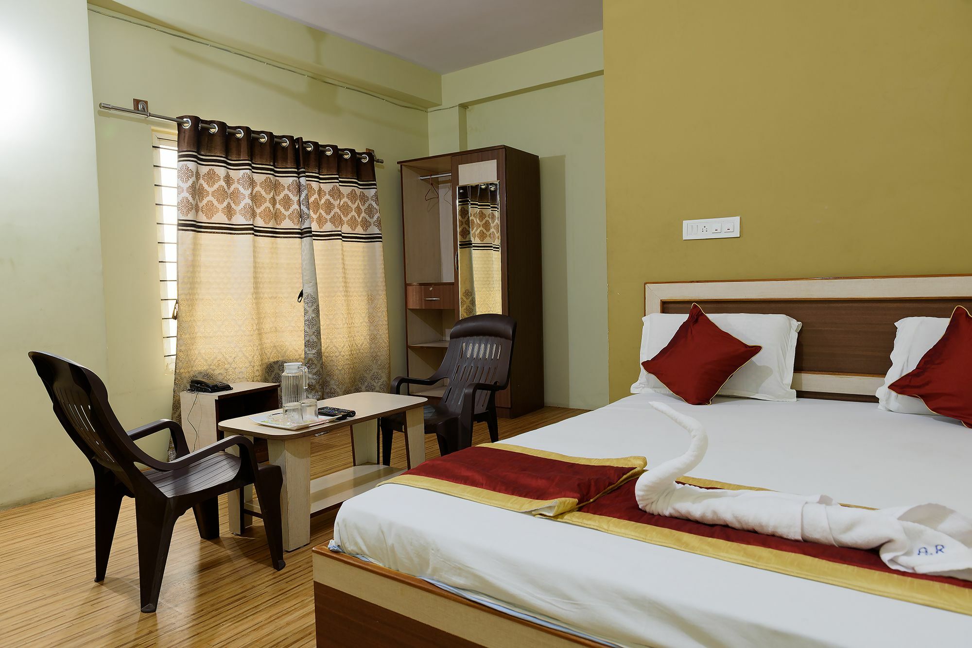 Oyo Flagship Alankar Residency Hotel