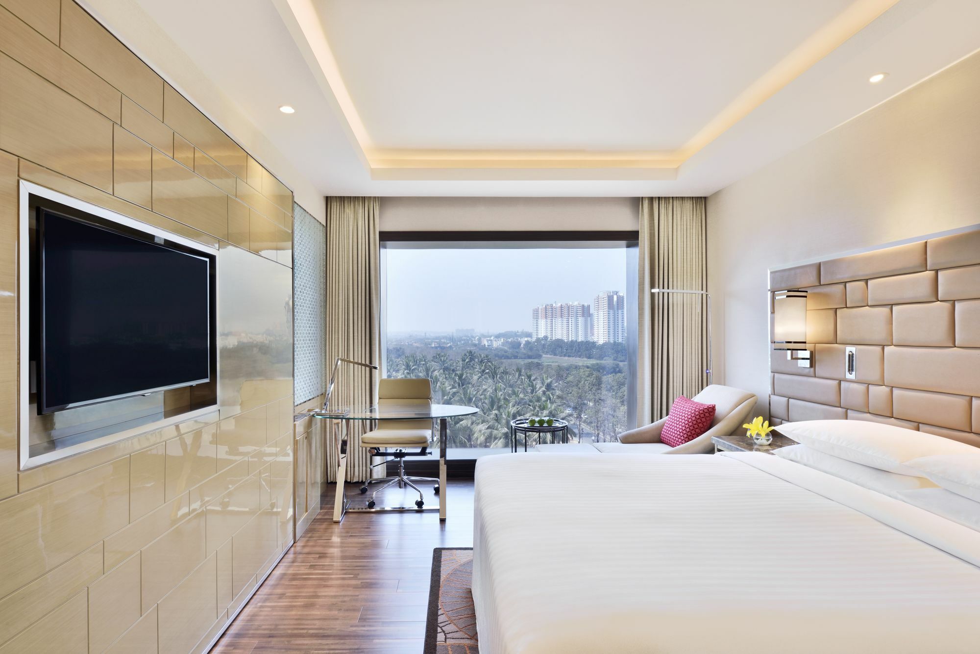 Hotel Courtyard By Marriott Hebbal Bangalore