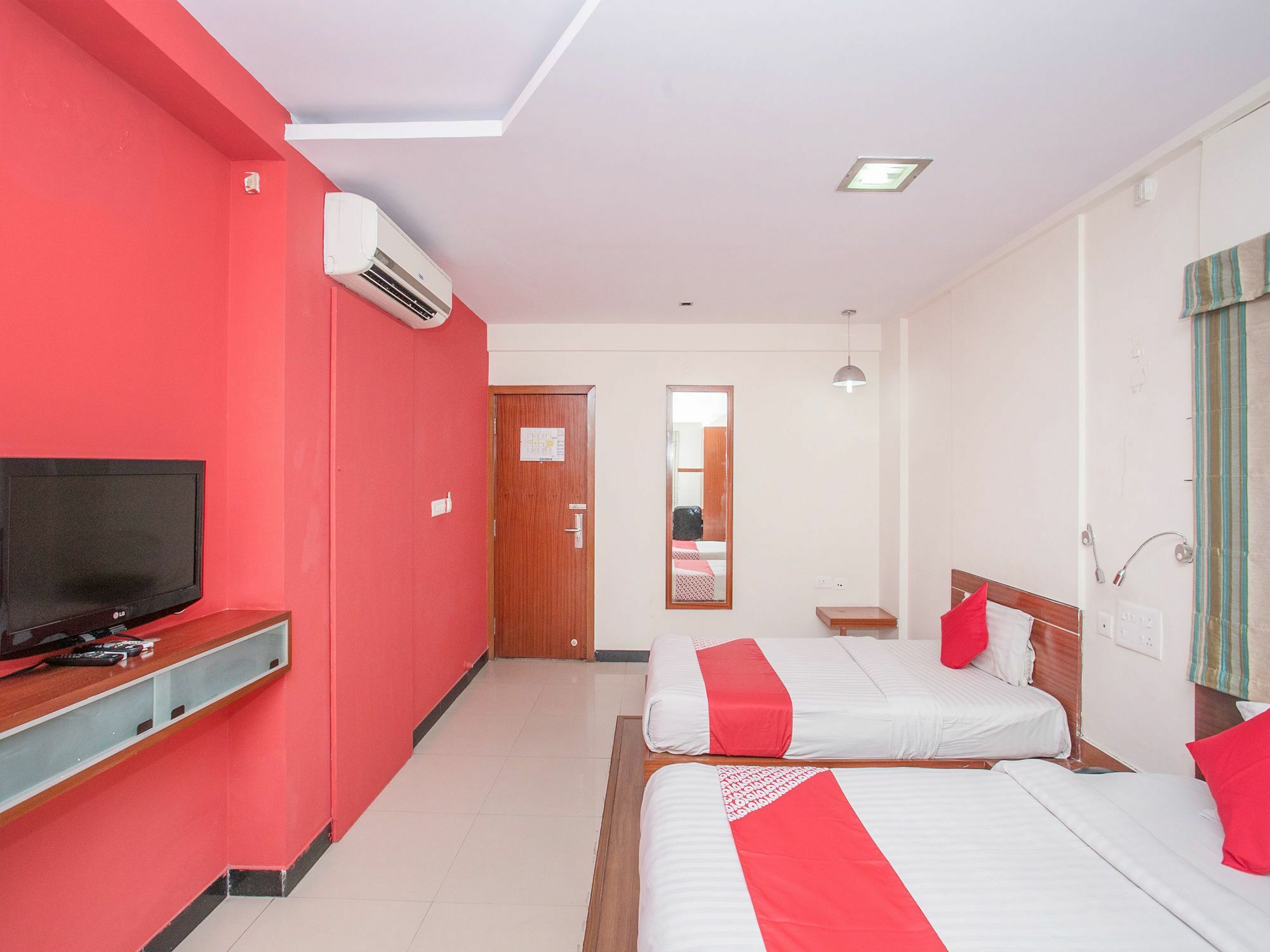 Orel Hotel 3*