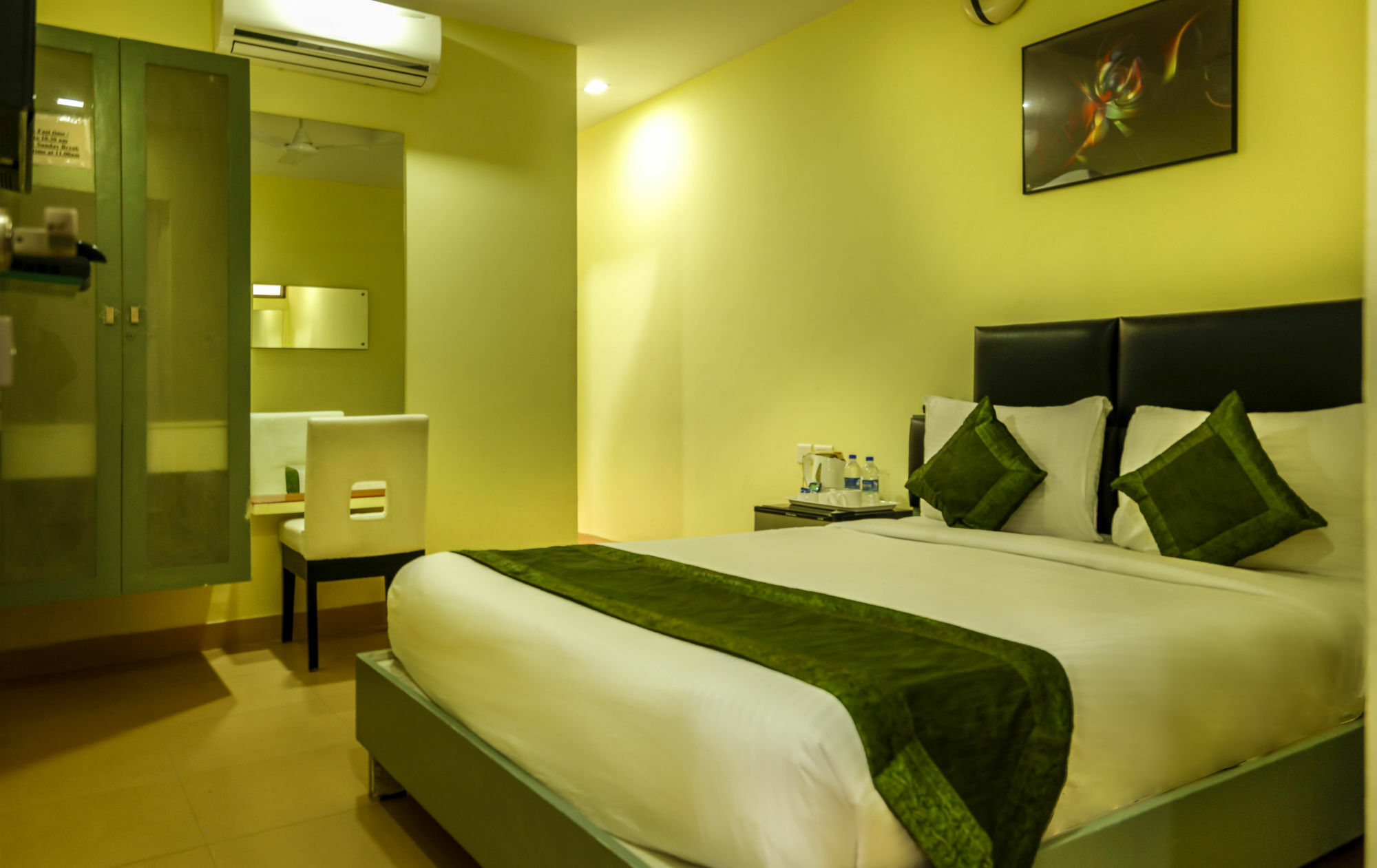 Cosmo Annora Hotel 3*