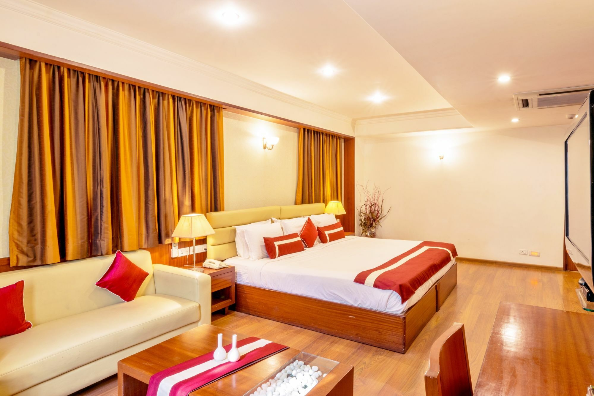 Octave - Residency Rd Hotel 3*