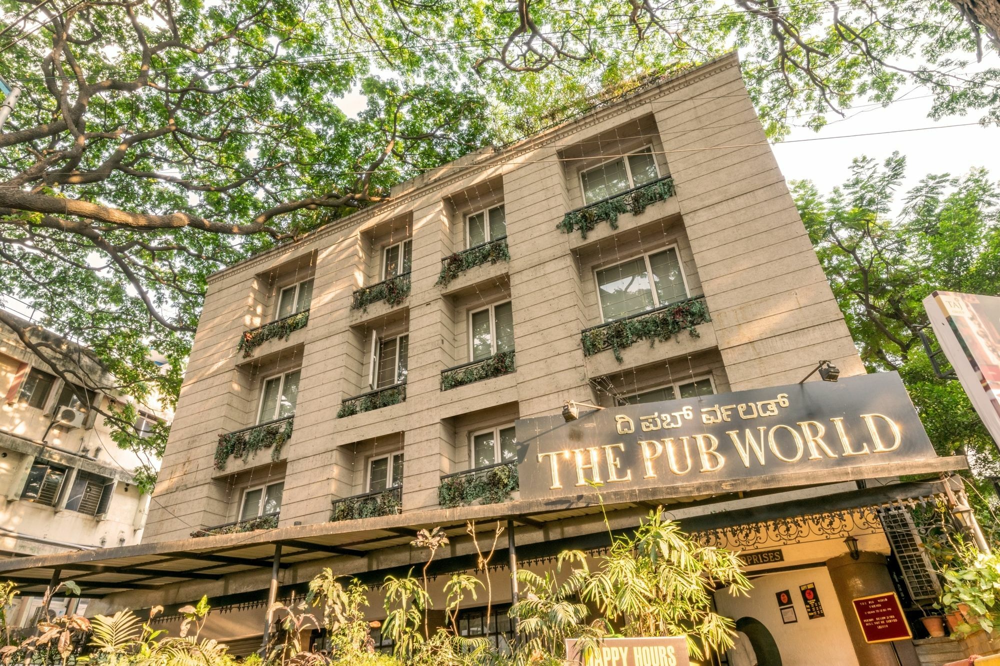 Hotel Octave - Residency Rd 3*