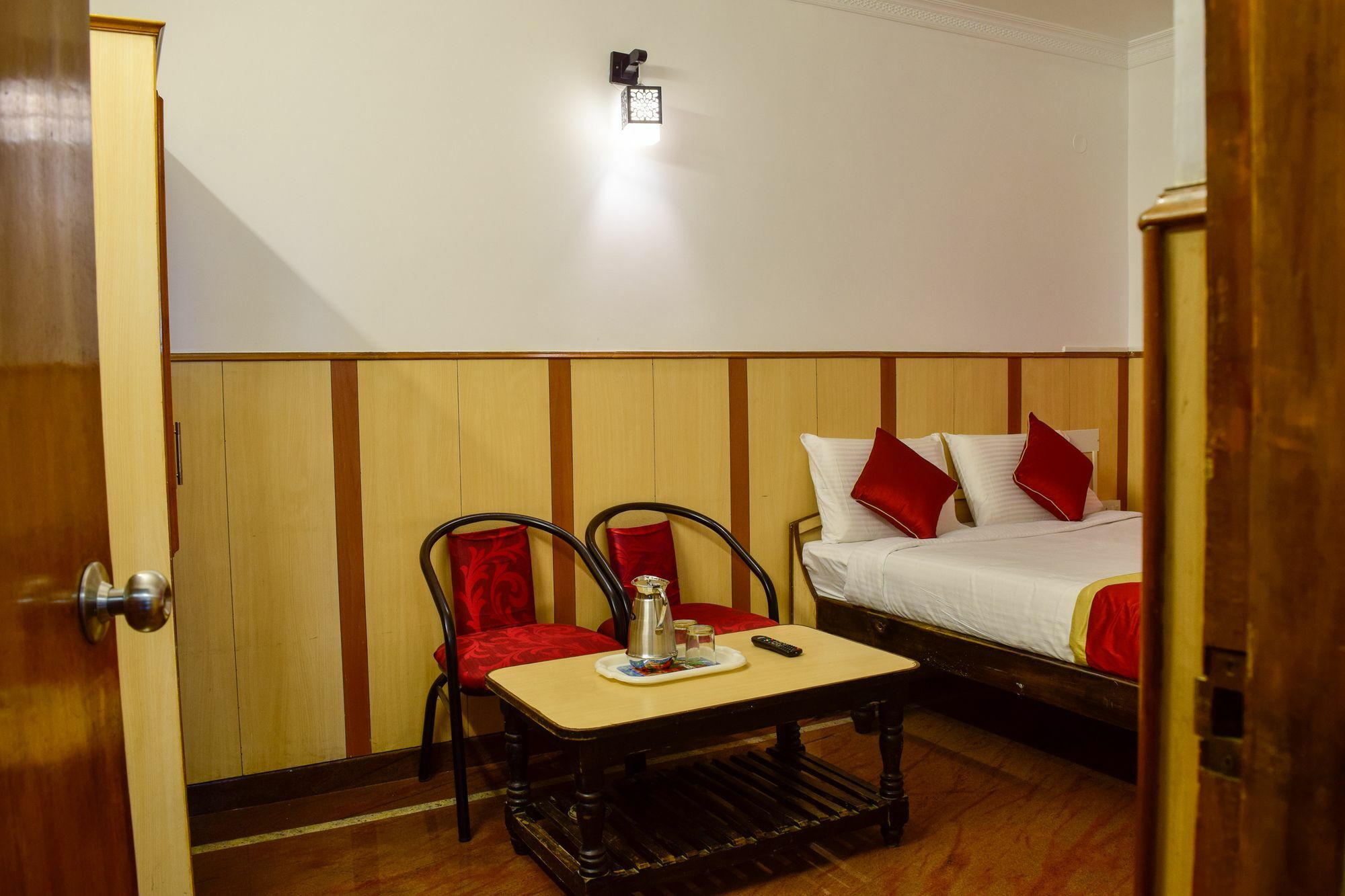 Hotel Fabhotel Shivaals Residency - Rajajinagar Bangalore