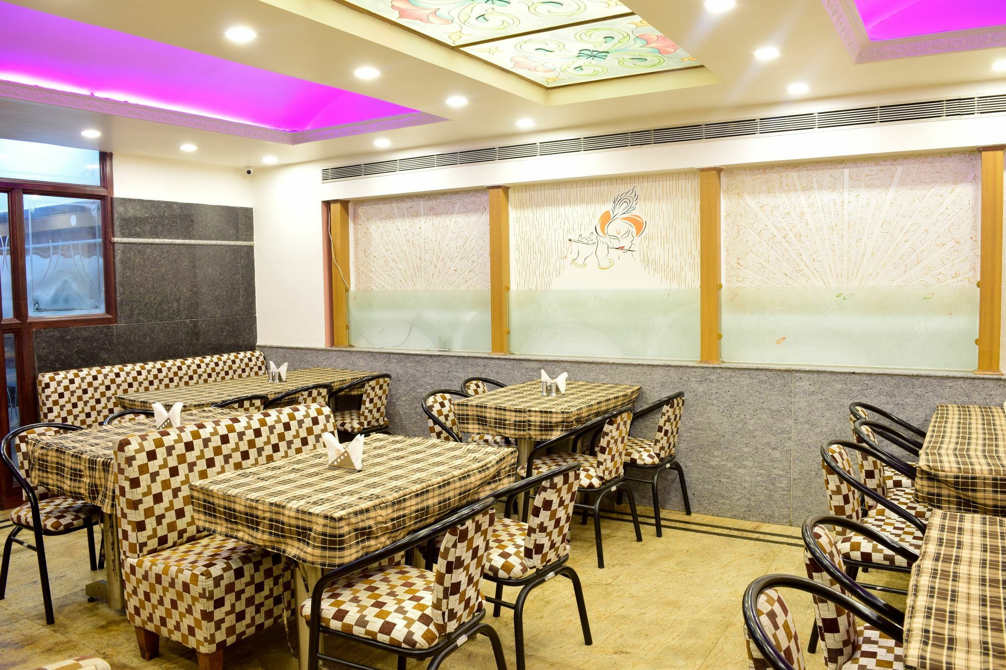 Hotel Fabhotel Shivaals Residency - Rajajinagar