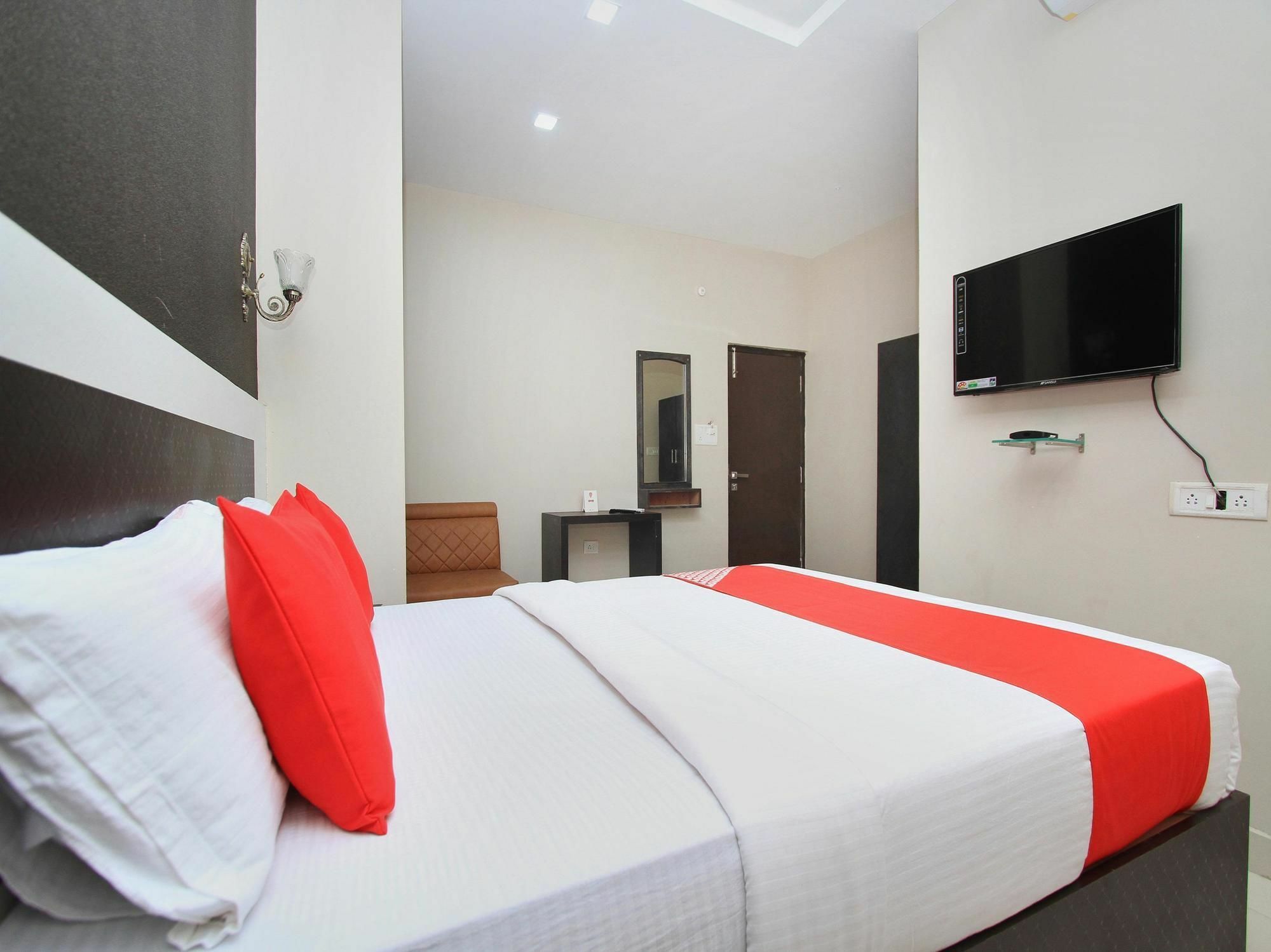 Hotel Oyo 13029 Bestend Bangalore