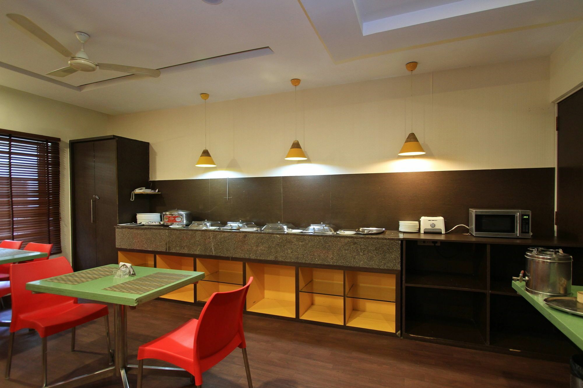 Oyo 656 Grand Continent Hotel 2*