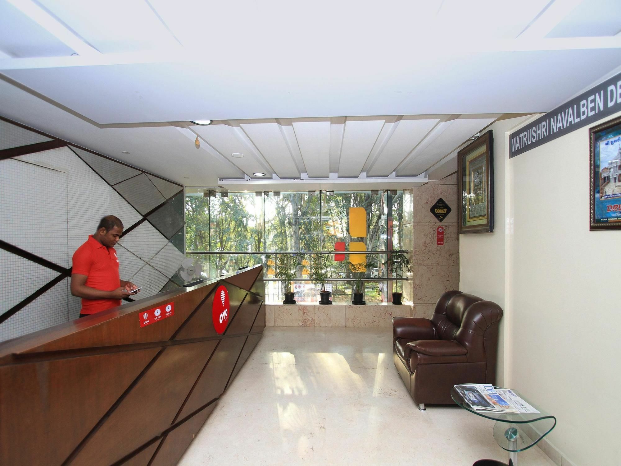 Oyo 656 Grand Continent