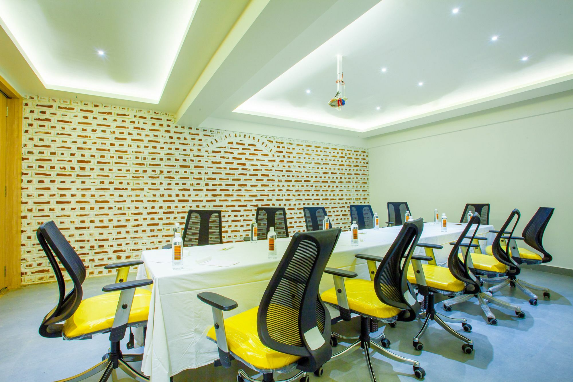 Northern Suites-ii @ C Block Hotel 3*