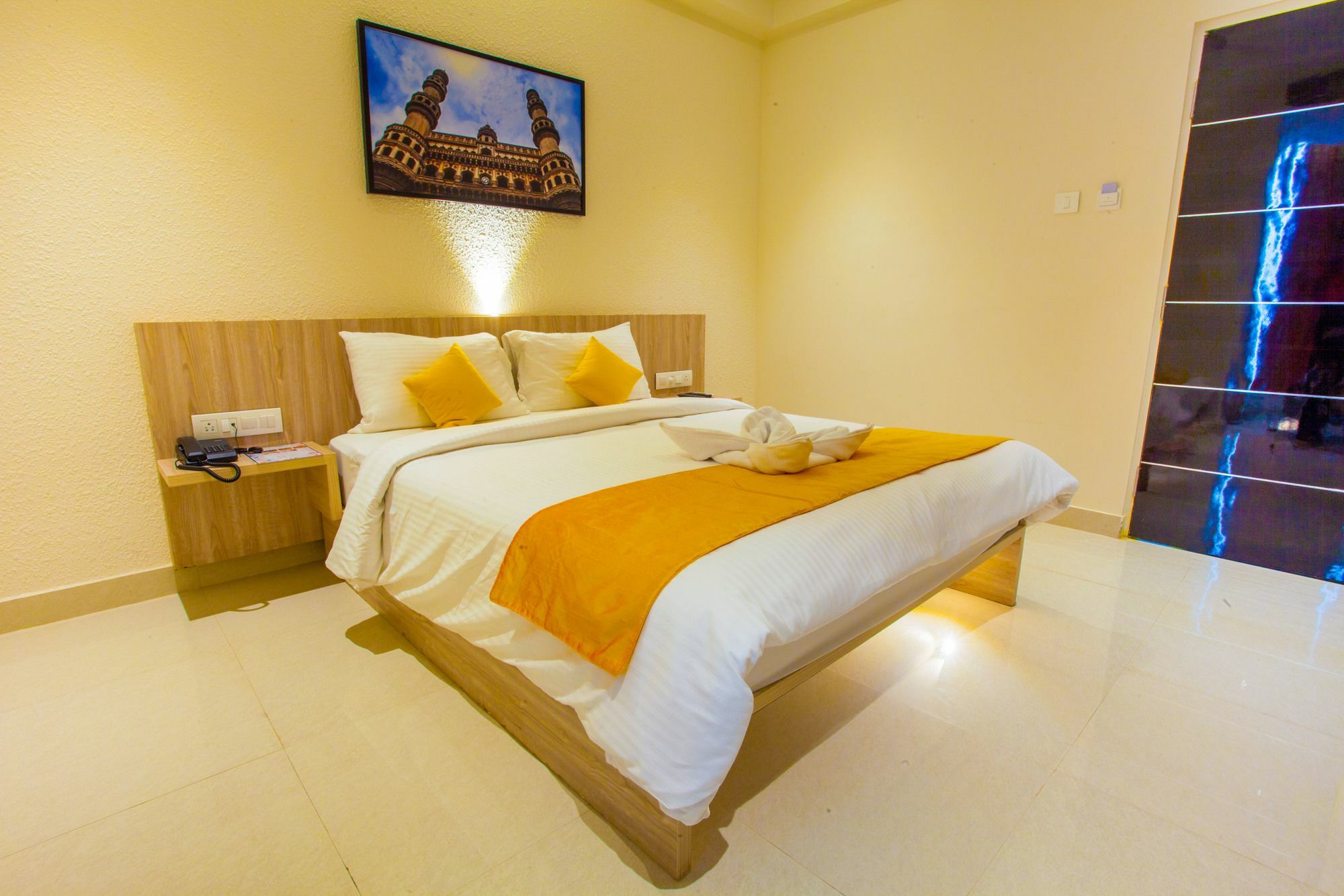 Hotel Northern Suites-ii @ C Block Bangalore